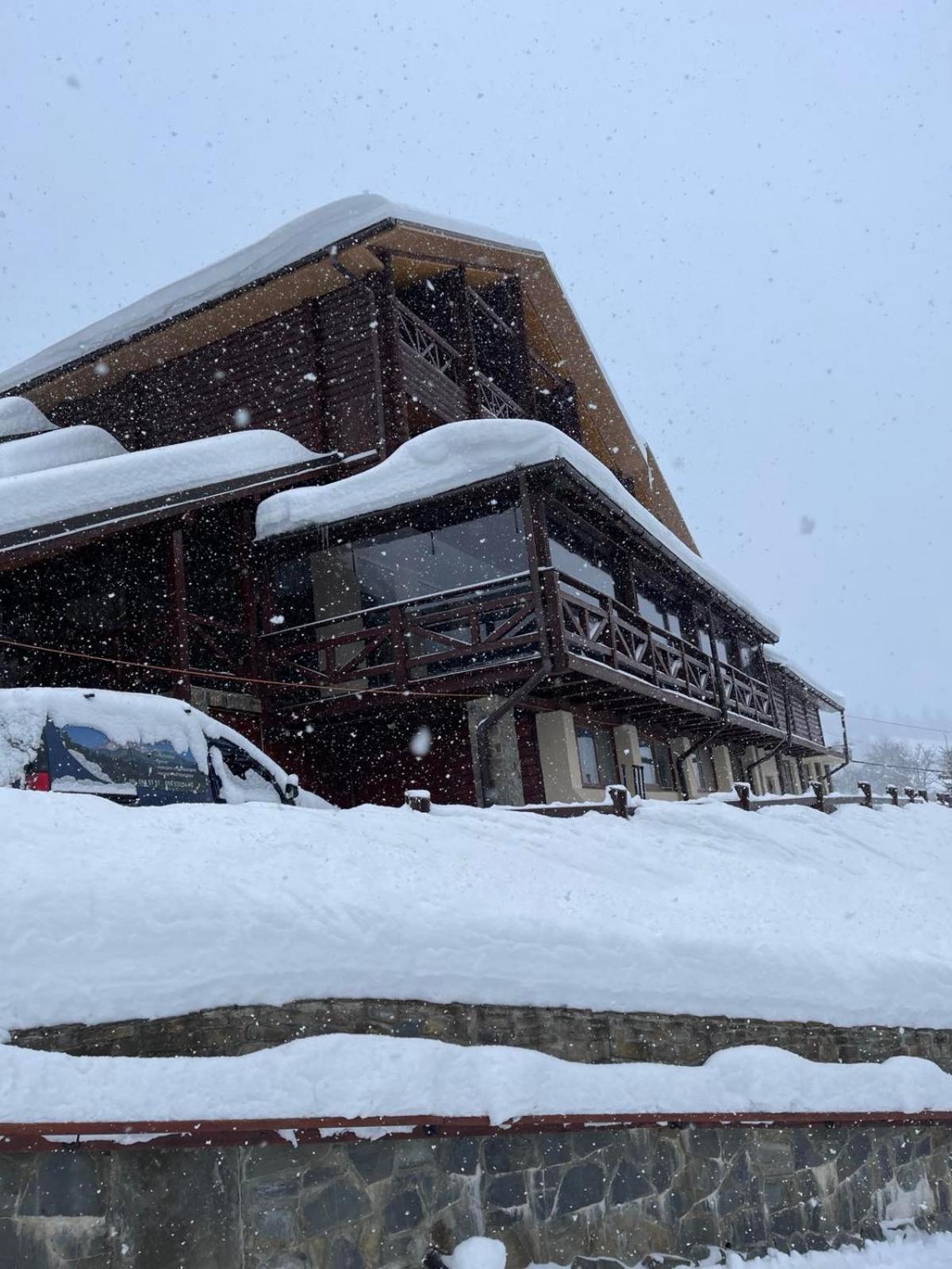 Georgiy Hotel Oryavchyk Exterior foto